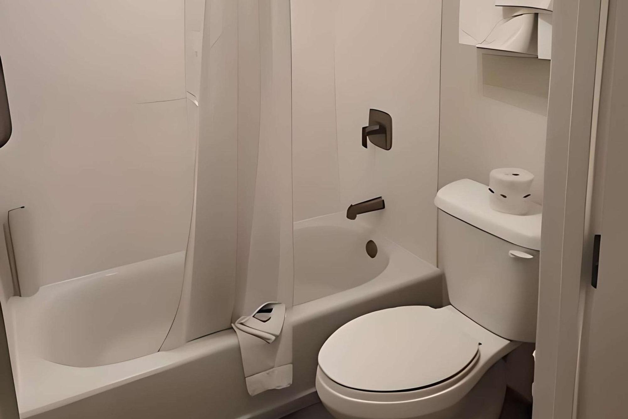 Inn At Ронерт Парк Екстериор снимка