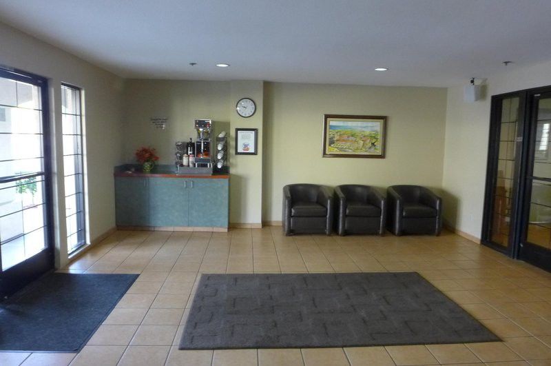 Inn At Ронерт Парк Екстериор снимка
